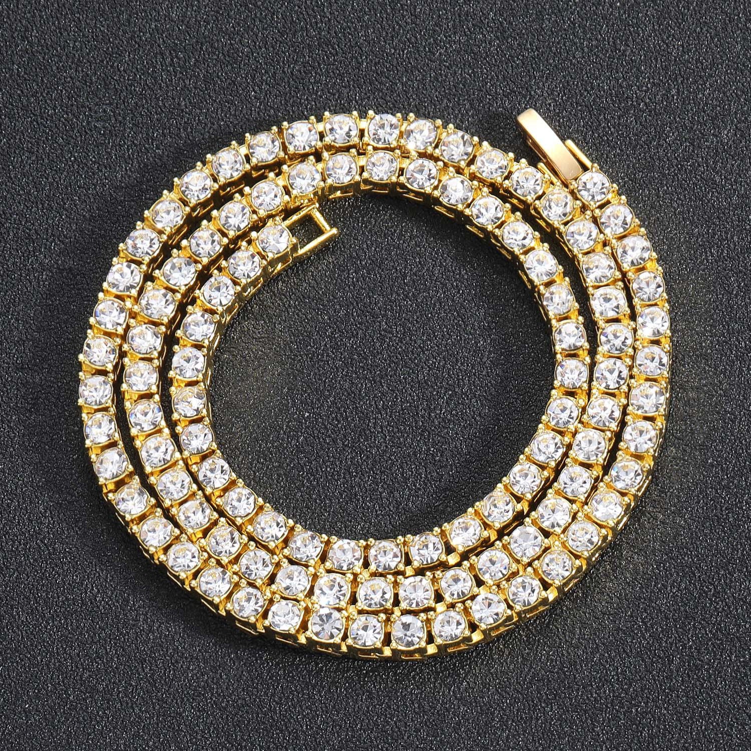 Single-row diamond necklace