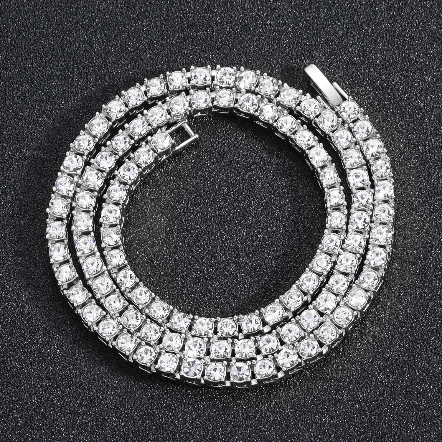 Single-row diamond necklace