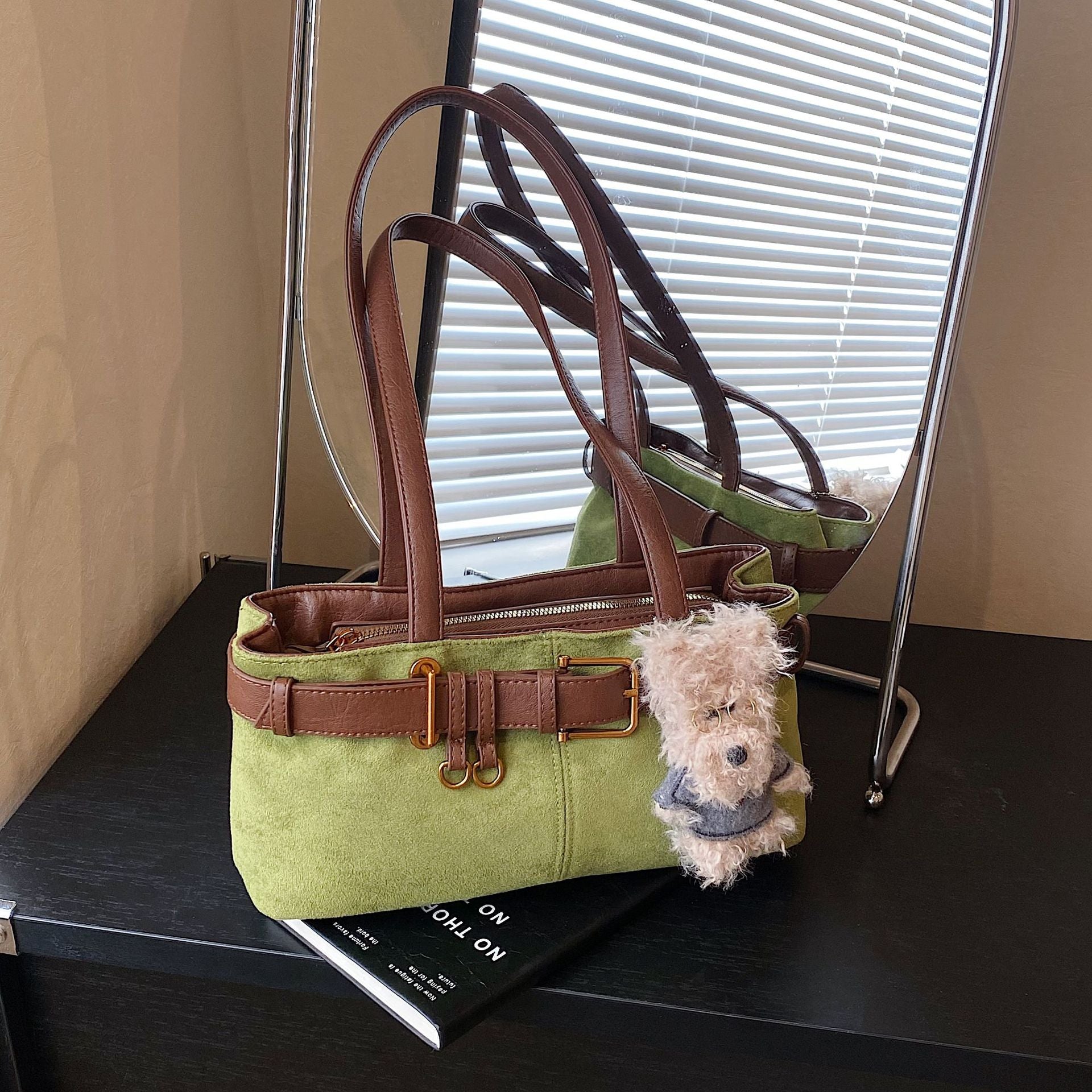 single-shoulder bag