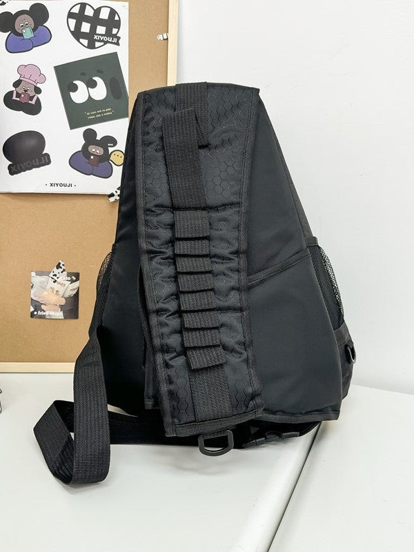 Single-shoulder crossbody bag