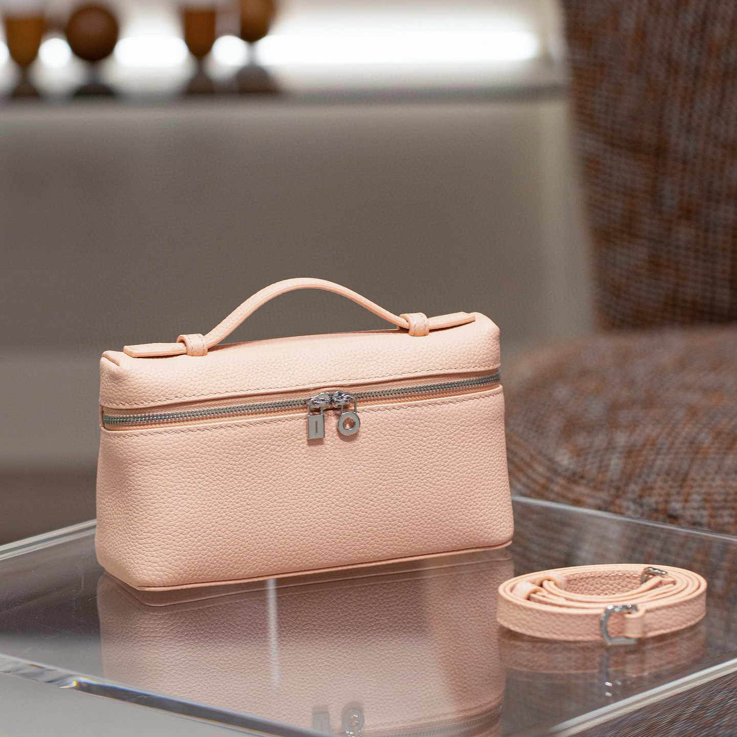 single shoulder crossbody handbag