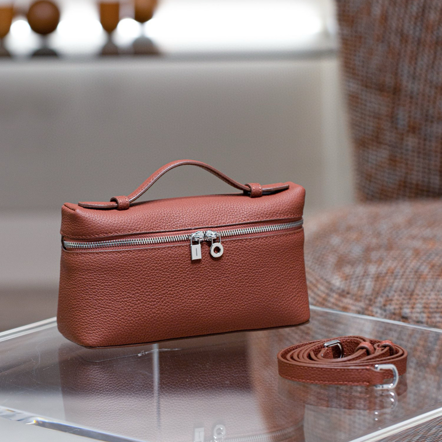 single shoulder crossbody handbag
