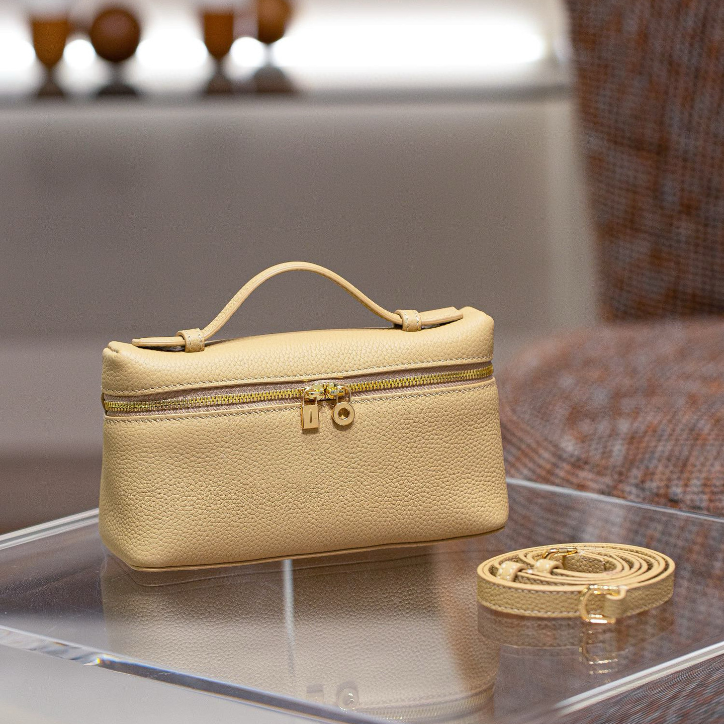 single shoulder crossbody handbag