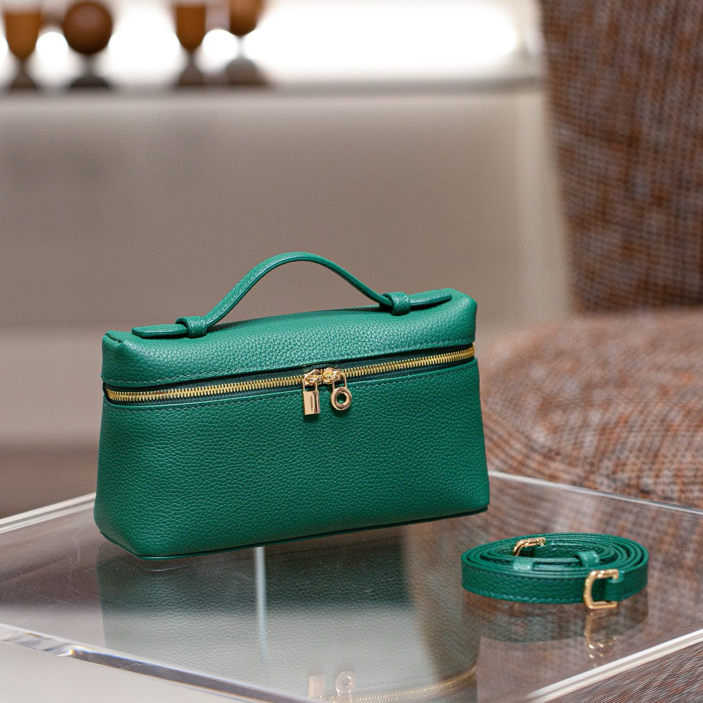 single shoulder crossbody handbag