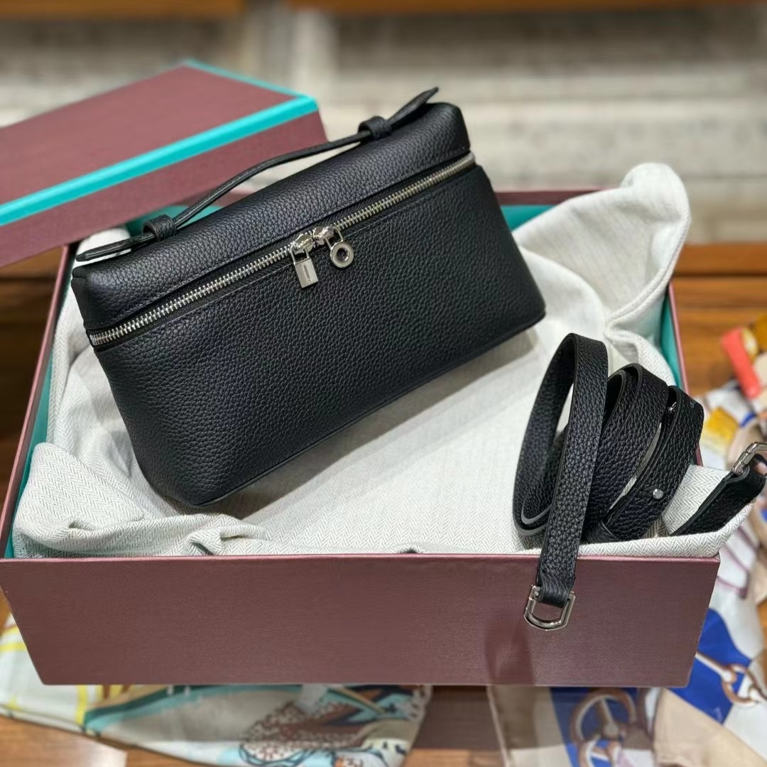 single shoulder crossbody handbag