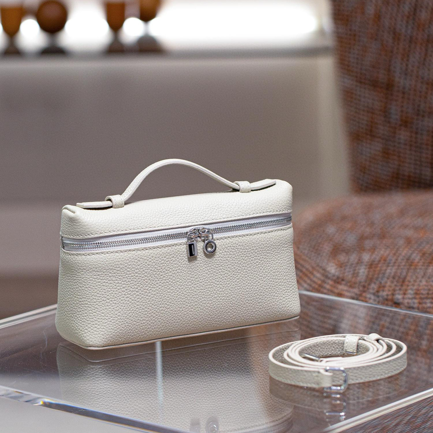 single shoulder crossbody handbag