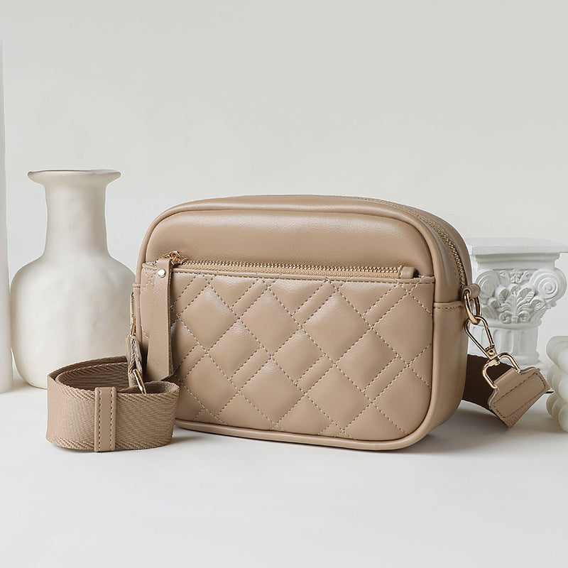Single-shoulder diamond-shaped small square bag