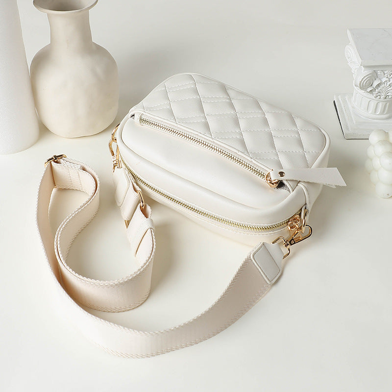 Single-shoulder diamond-shaped small square bag