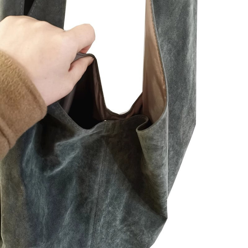 Single-shoulder fleece bag
