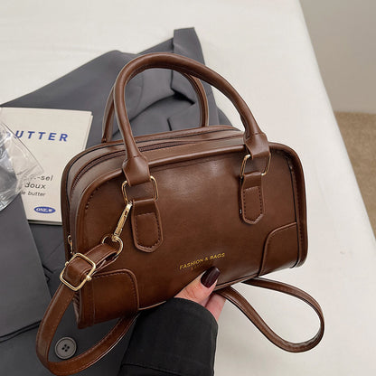 Single-shoulder handbag