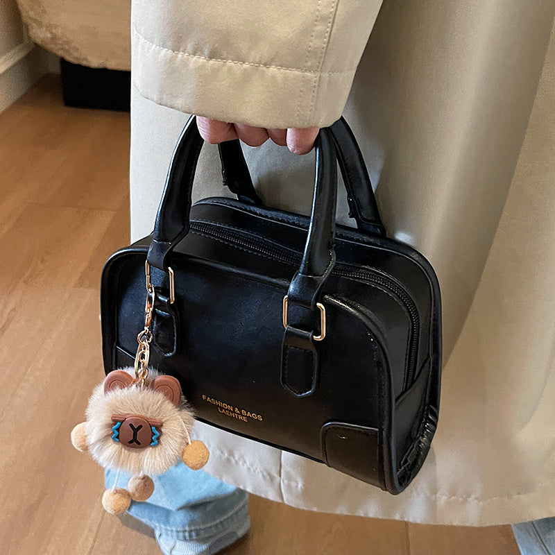 Single-shoulder handbag