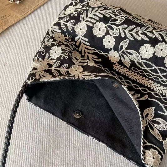Single-shoulder tote bag