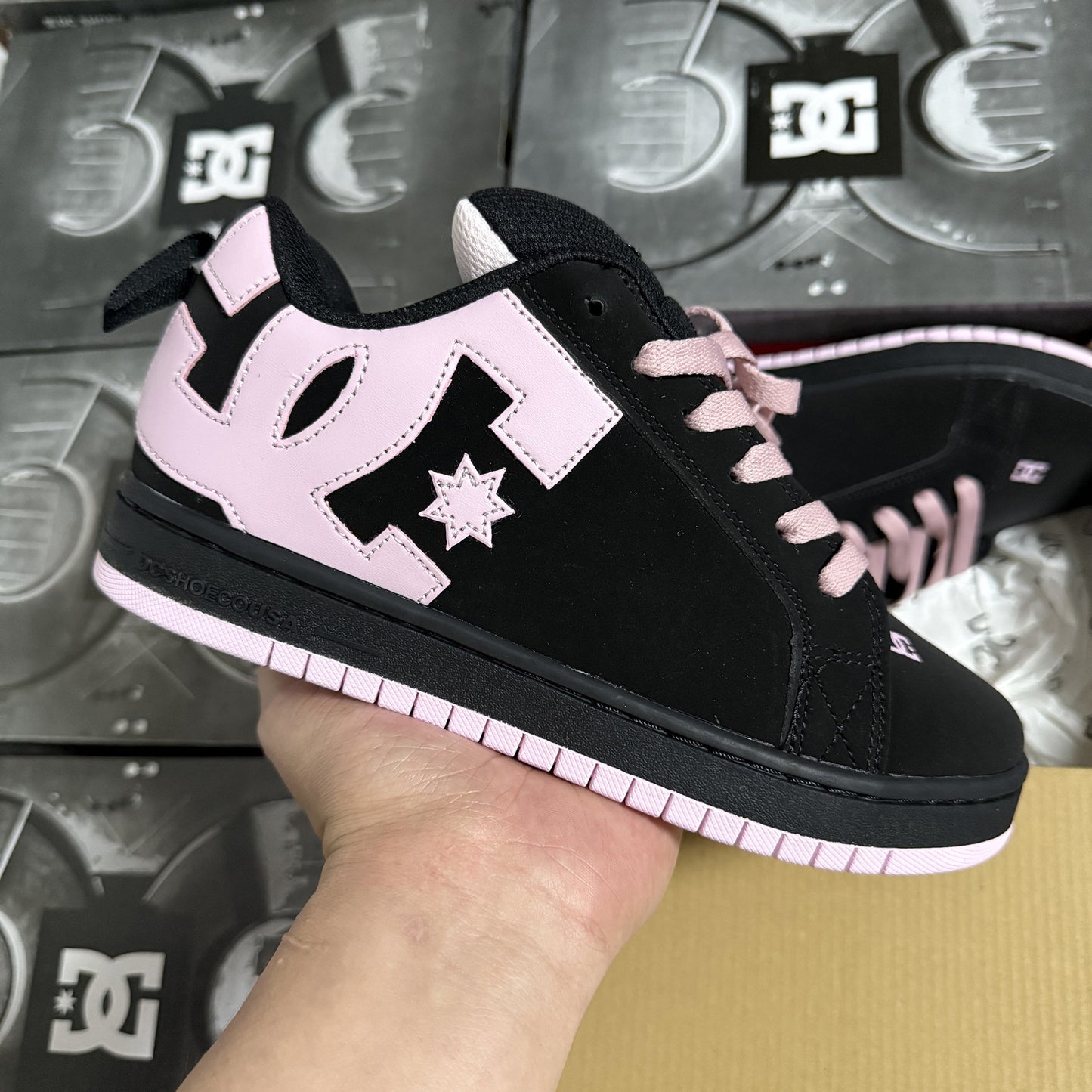 Skateboard Shoes