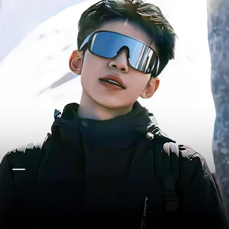 Skiing sunglasses