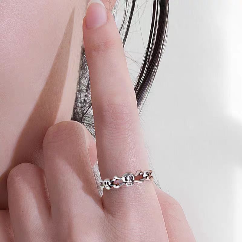 Skull Opening Ring
