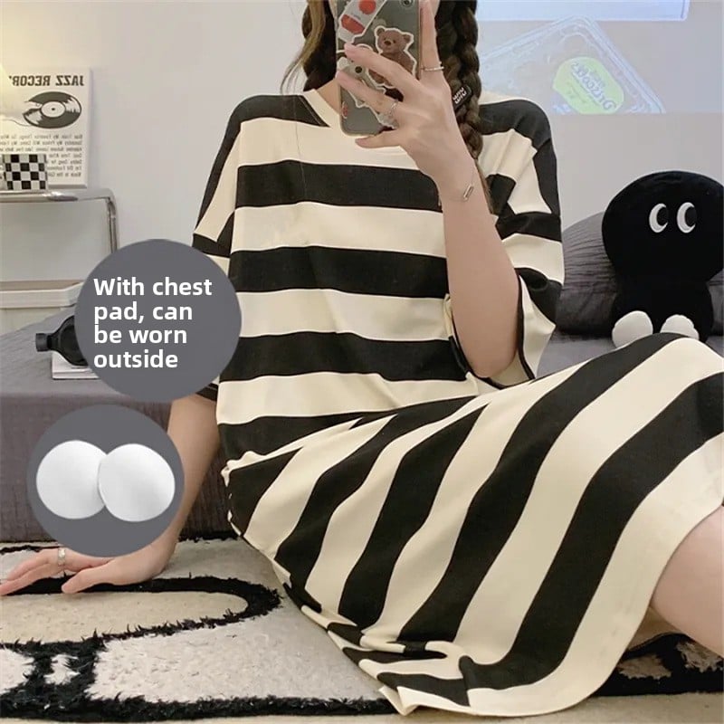 Sleeping dress with short sleeves