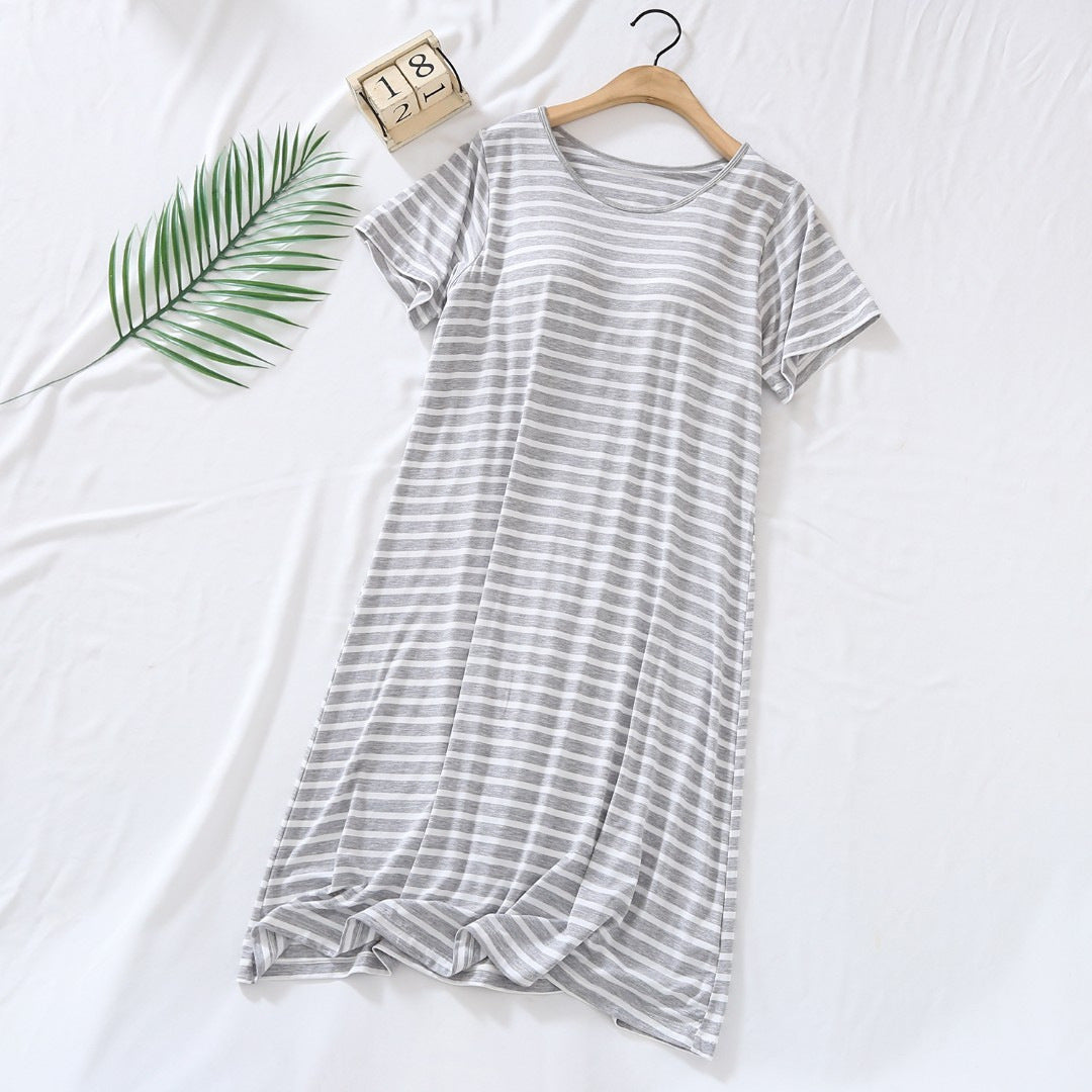 Sleeping dress with short sleeves