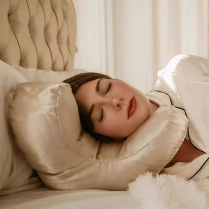 Sleeping foam pillow