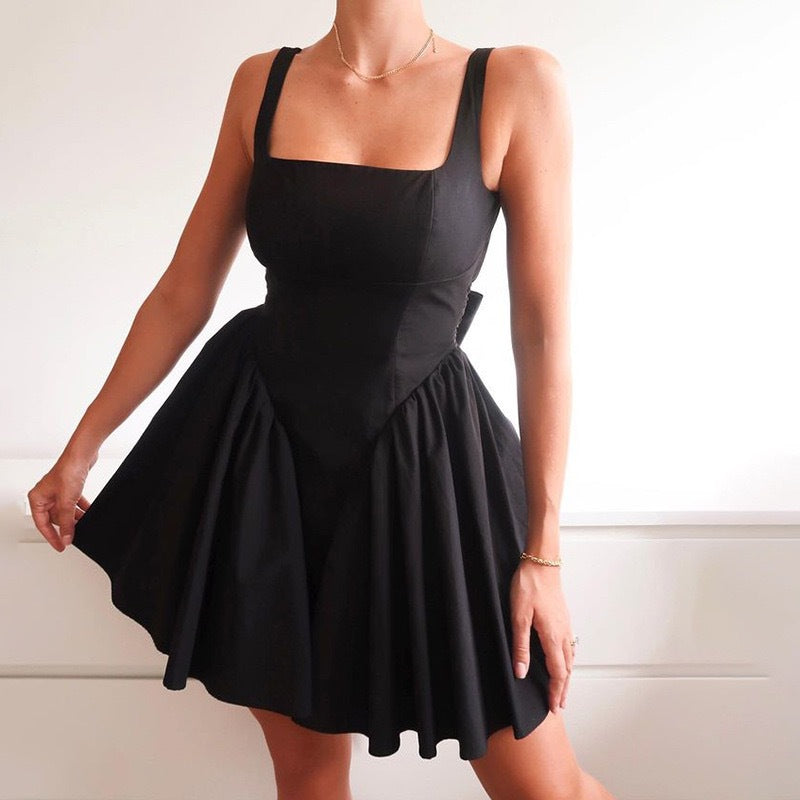 Sleeveless Backless Bow Dress