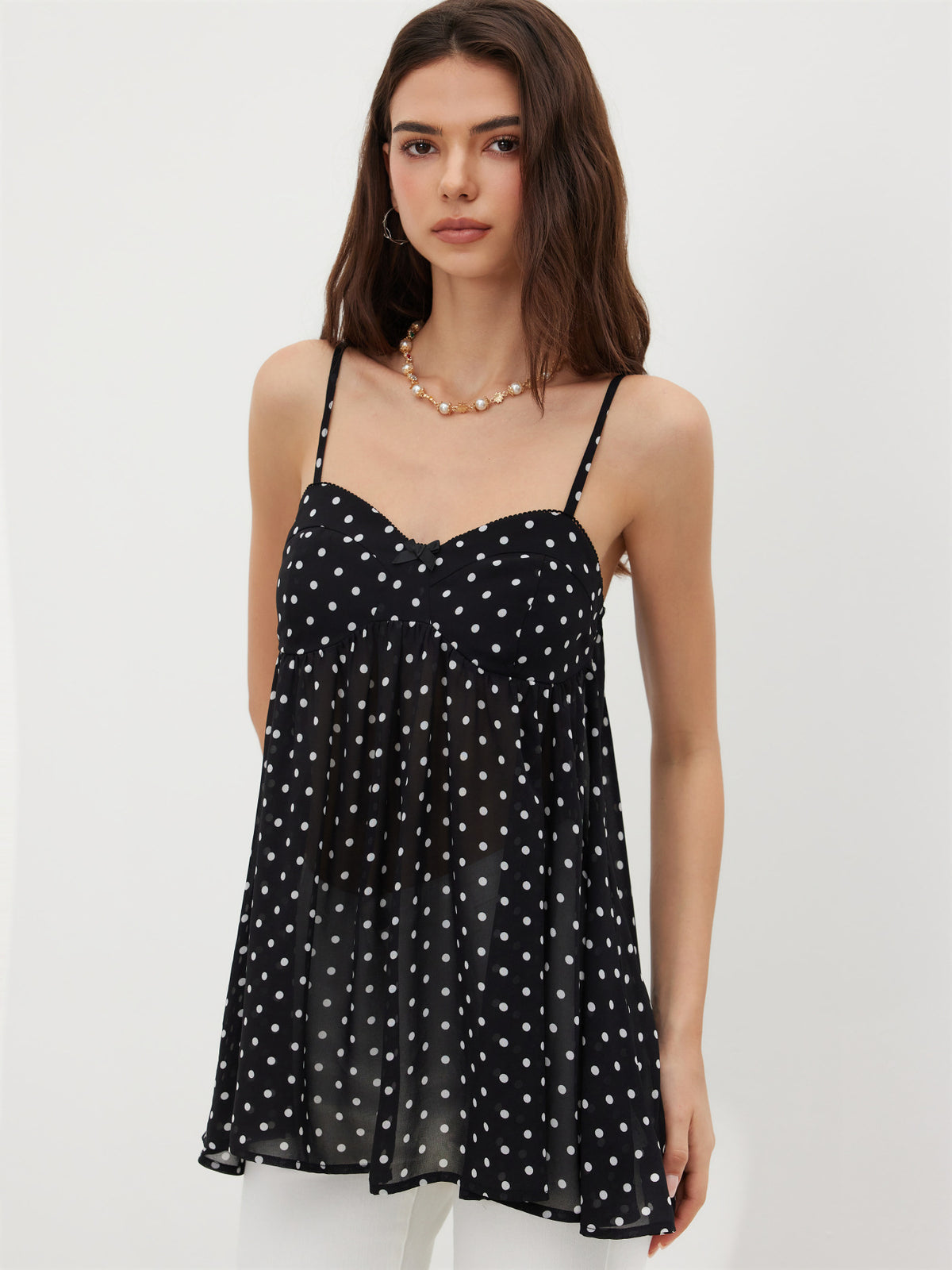Sleeveless camisole top
