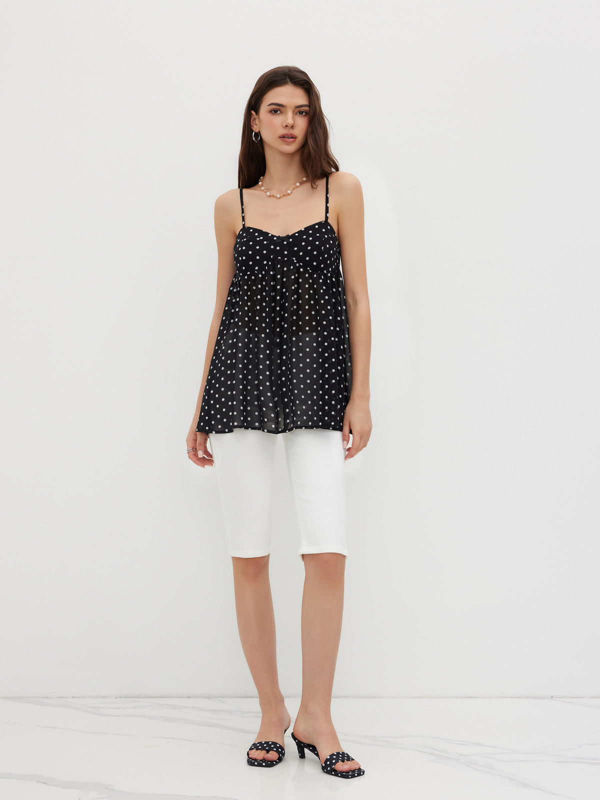 Sleeveless camisole top