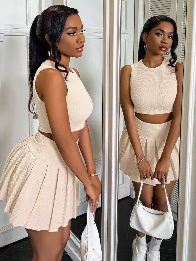 Sleeveless Pleated Skirt Set