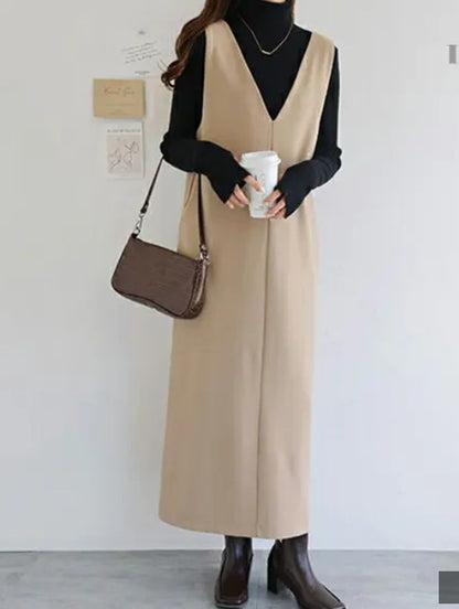 Sleeveless V-Neck Knee-Length Dress