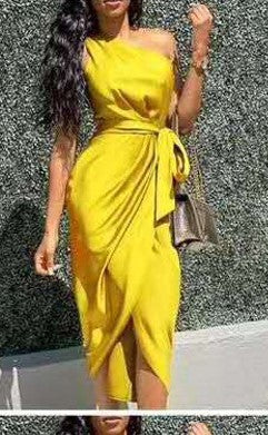 Slightly off-the-shoulder irregular strap dress