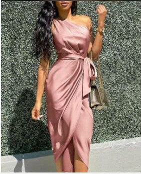 Slightly off-the-shoulder irregular strap dress