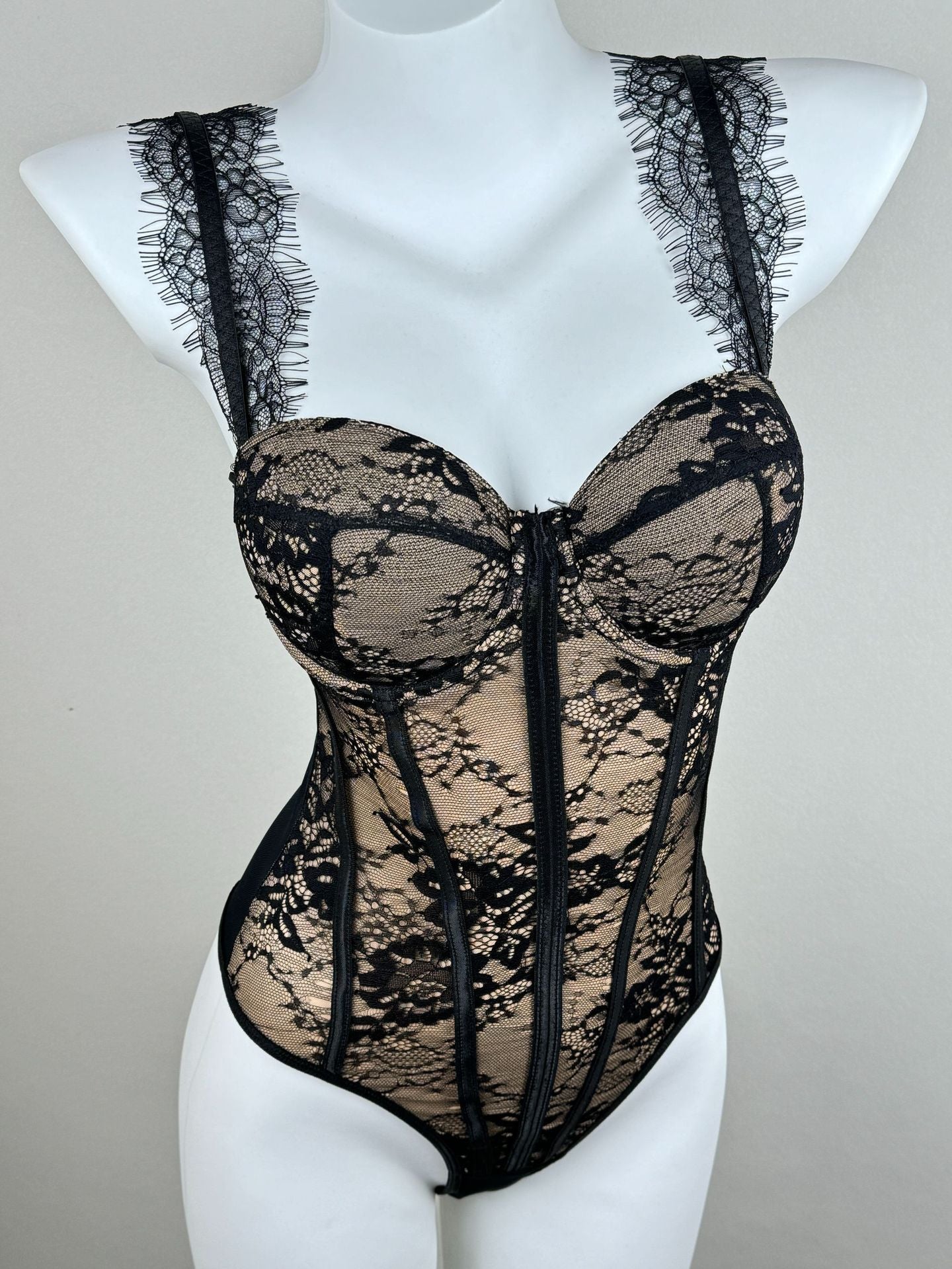 Slim-Fit Shaping Bodysuit with Chest Pads