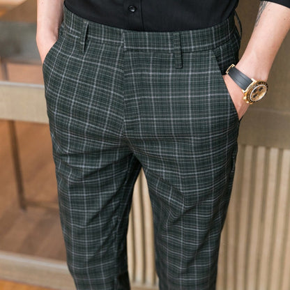 Slim Fit Tapered Casual Pants