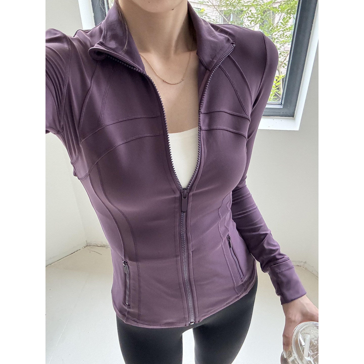 Slim Fit Yoga Sports Top with UPF Protection