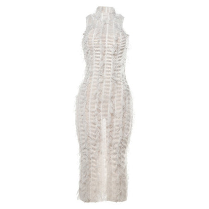 Slim-fitting dress
