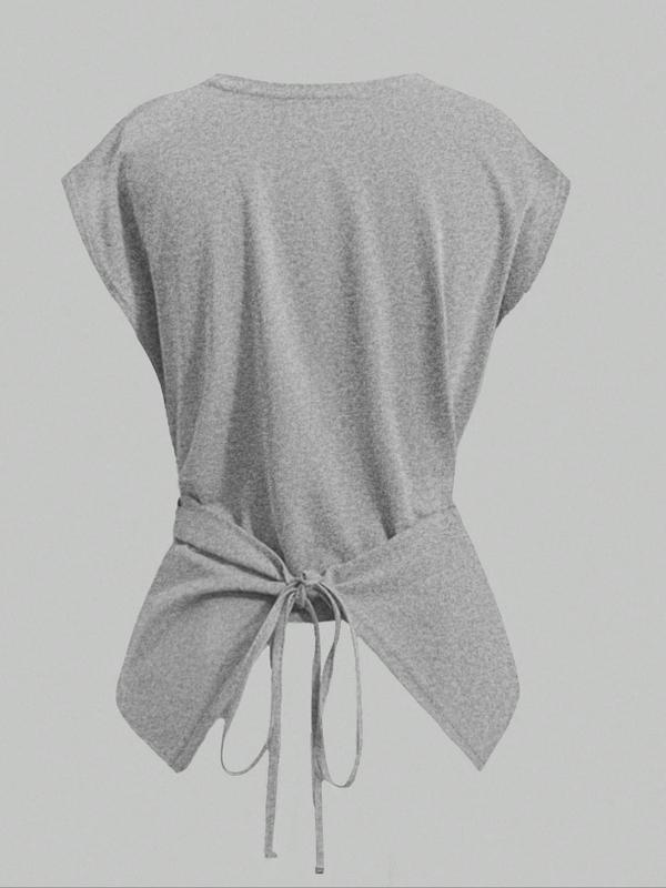 Slimming and versatile short-sleeved T-shirt