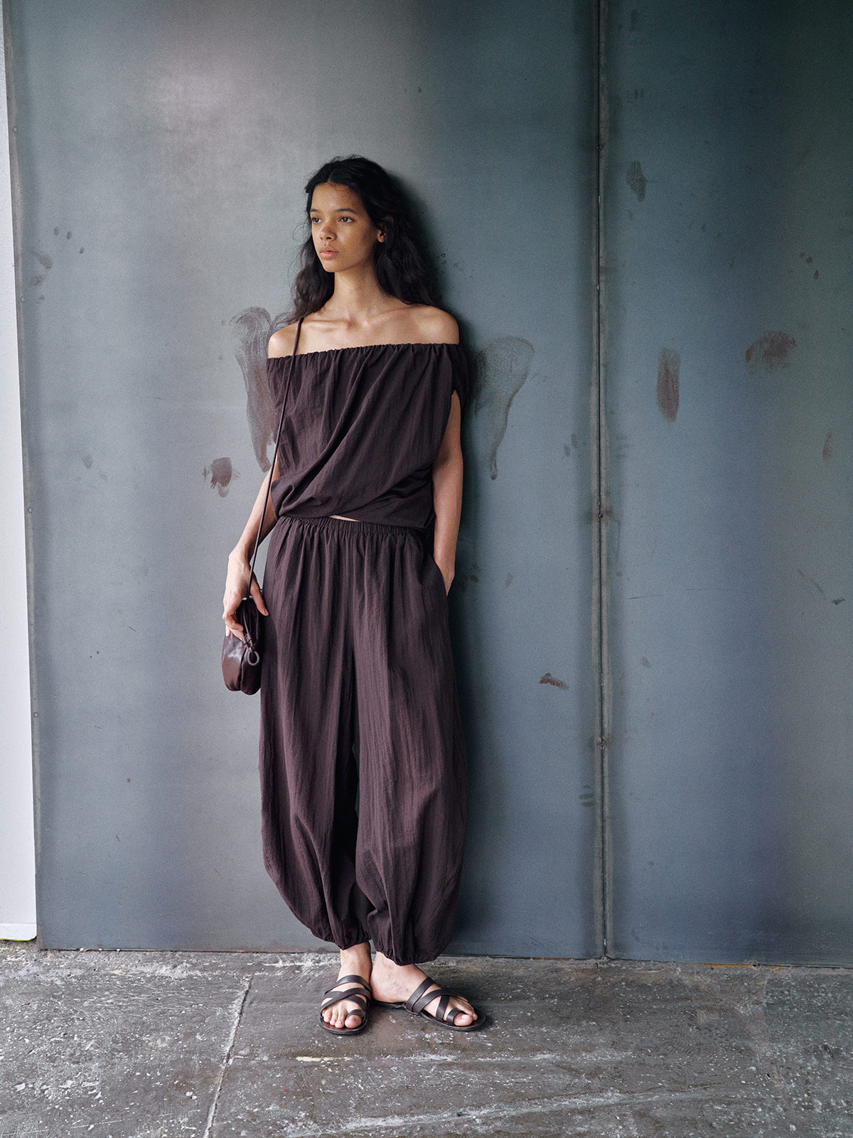 Slimming casual pants