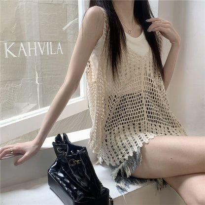 Slimming halter cutout blouse