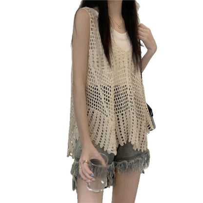 Slimming halter cutout blouse