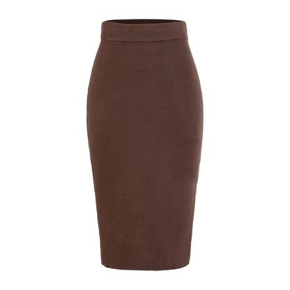 Slimming knitted midi skirt