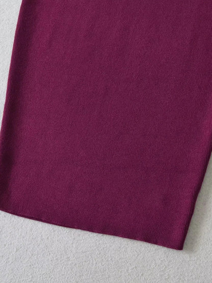 Slimming knitted midi skirt