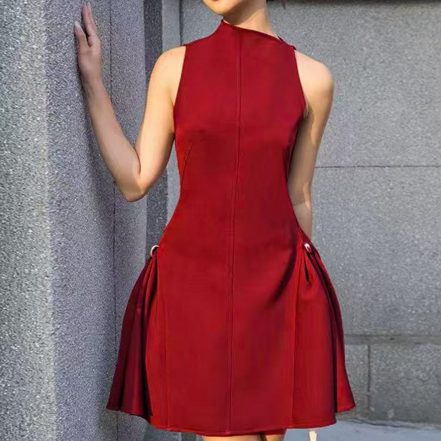 slimming sleeveless dress