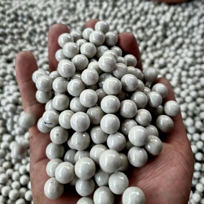 Slingshot clay pellets