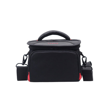 Slouch bag for DSLR camera