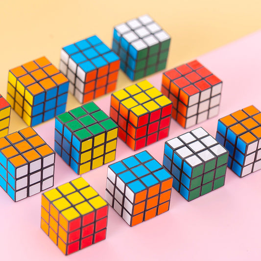Small Rubik's Cube 3Rd Level with Keychain