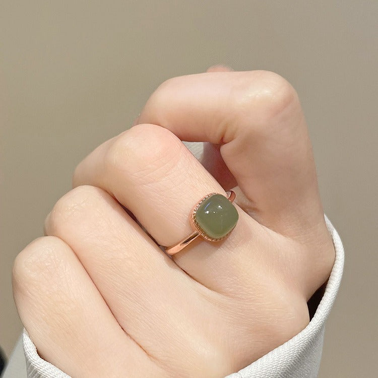 Small sugar cube ring