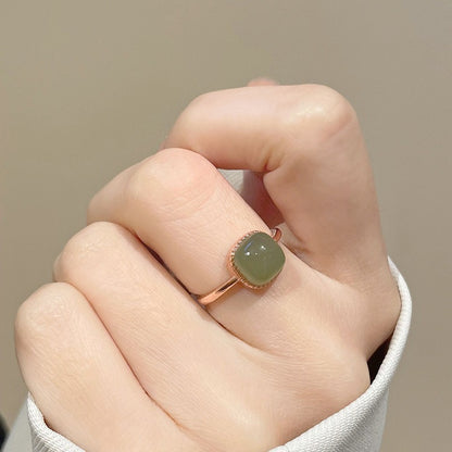Small sugar cube ring