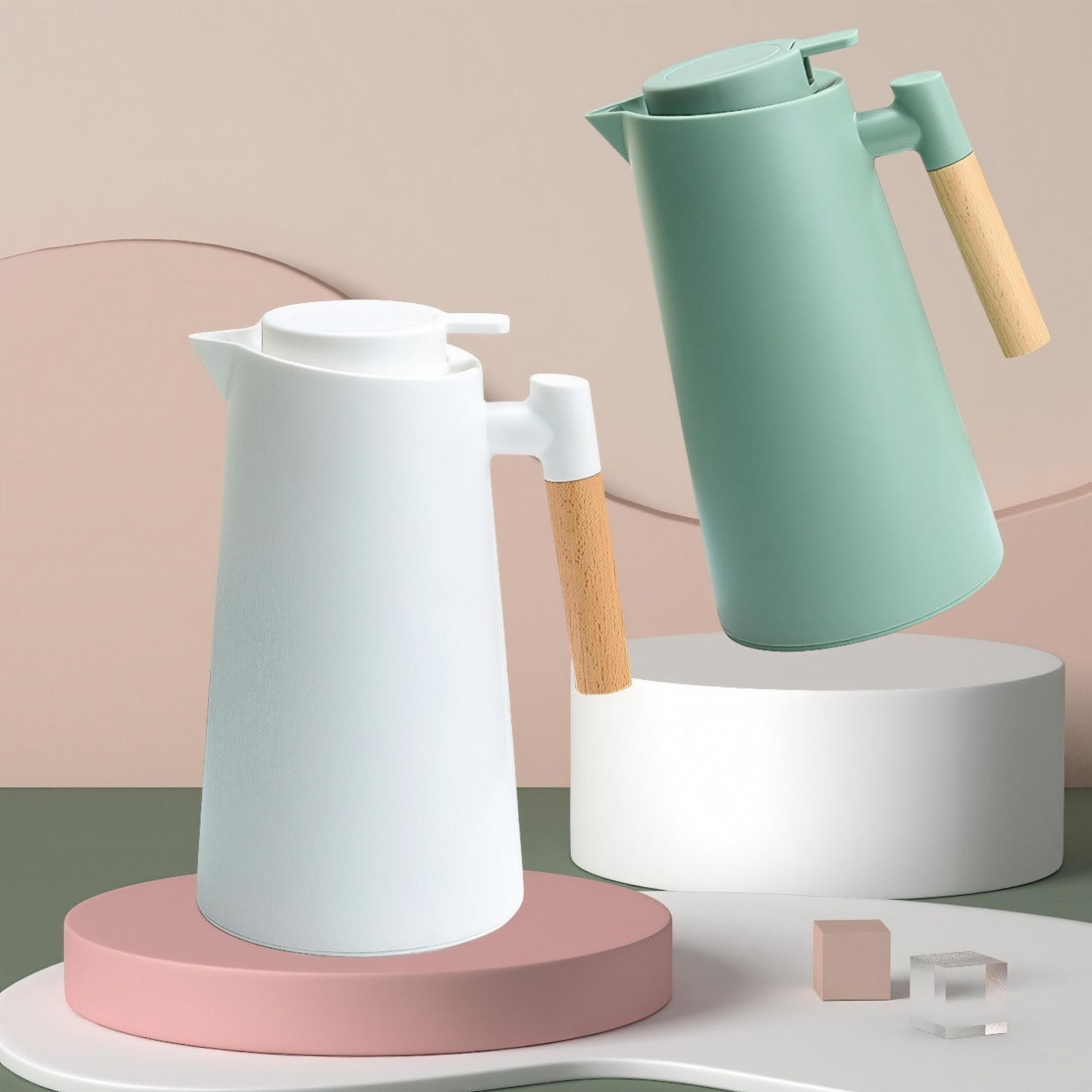 Smart insulated water bottle