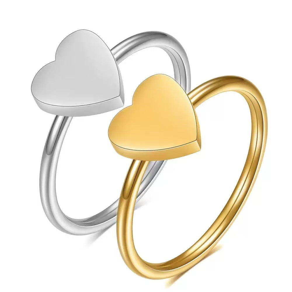 Smooth-surface heart ring