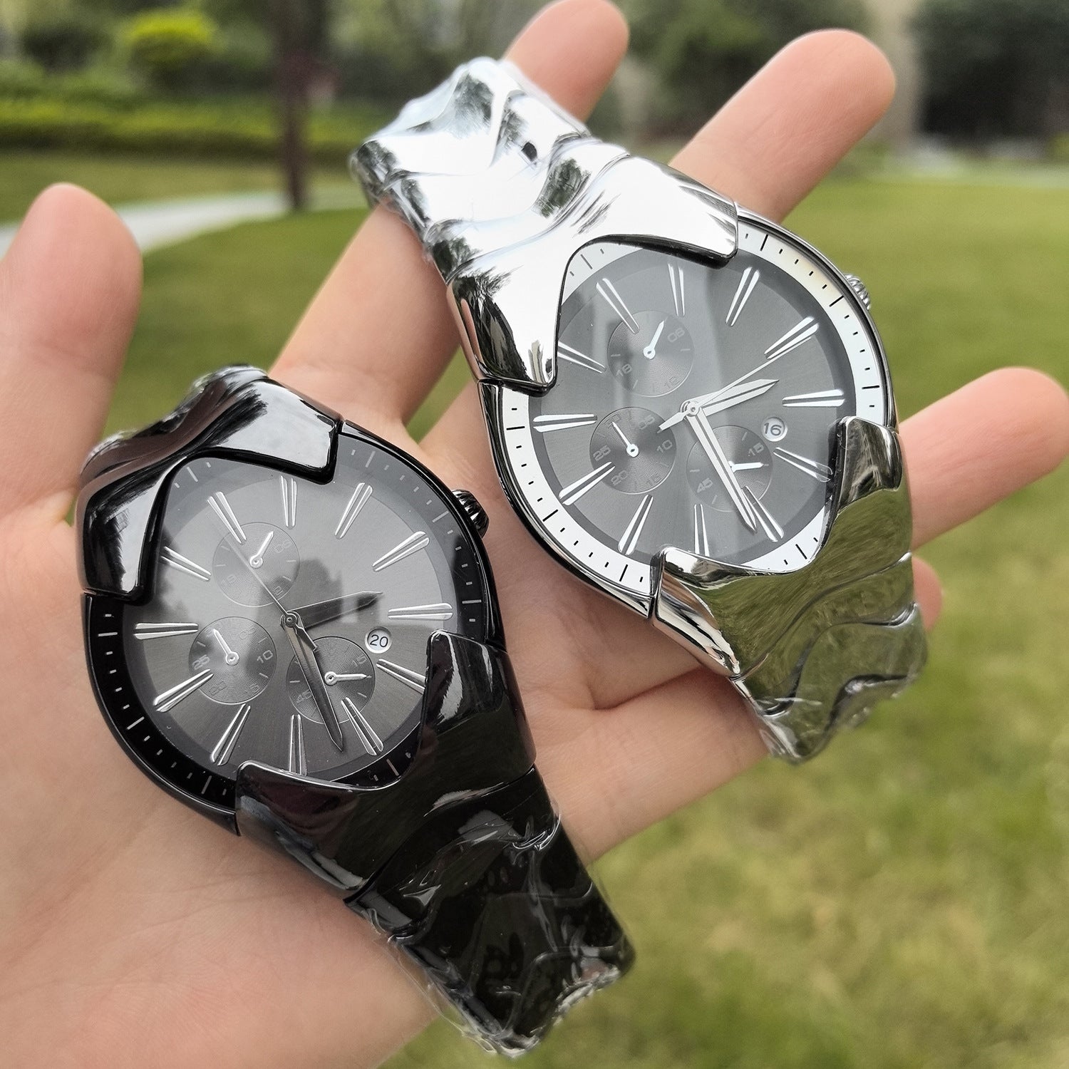 Snake Design Mens Calendar Watch