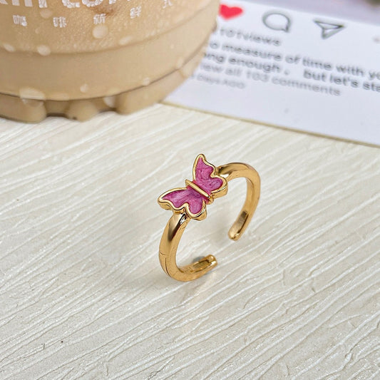 Snake-shaped zircon ring trendy geometric design