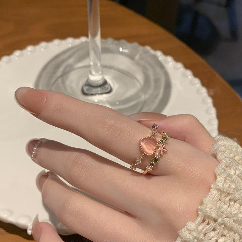 Snake-shaped zircon ring trendy geometric design